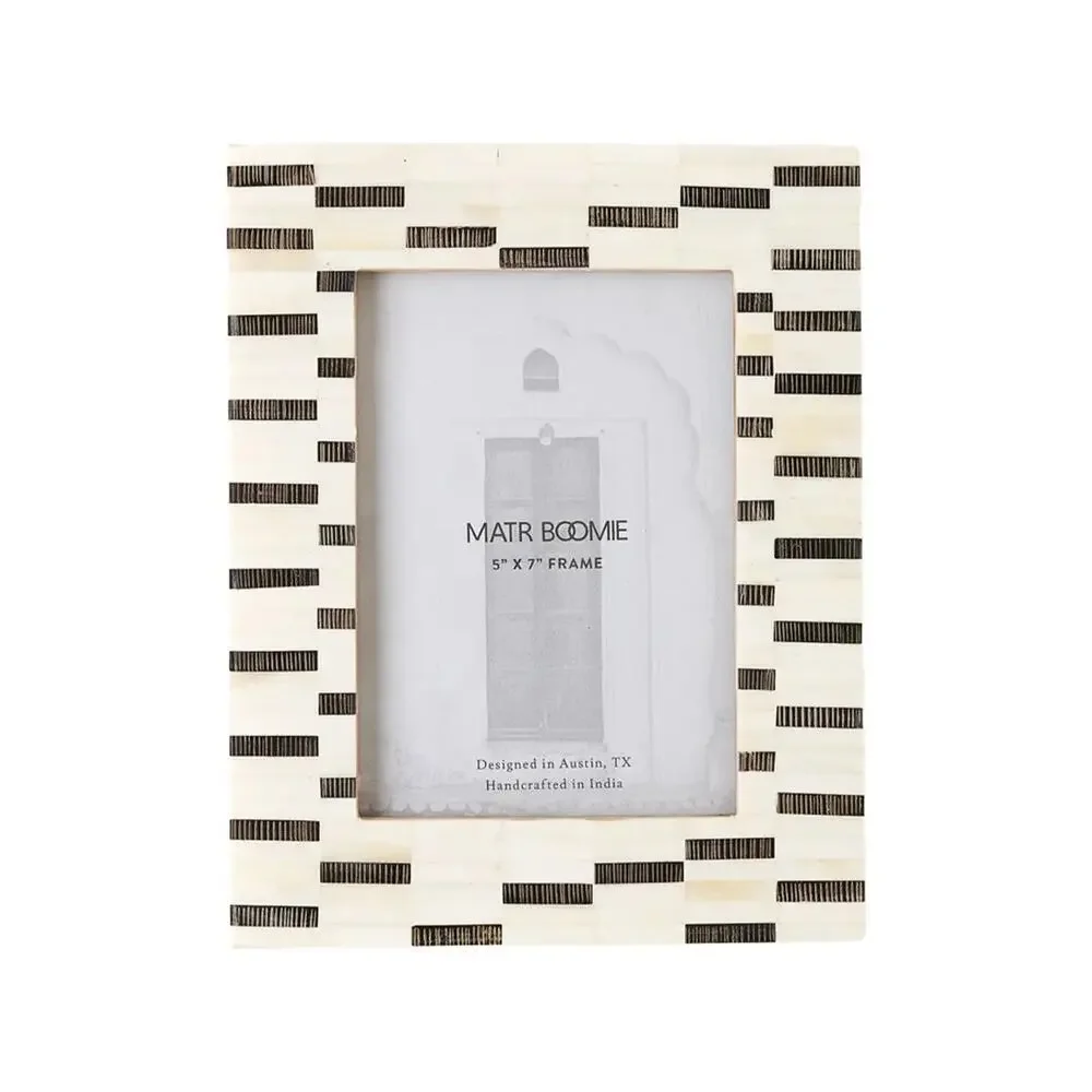 Matr Boomie Mukhendu Dash Bone Frame Black White 5x7
